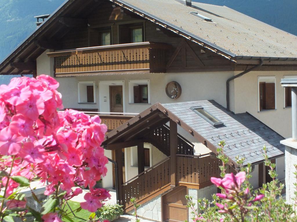 Best House Snc Di Elisa Baroni E Beatrice Dei Cas 博尔米奥 外观 照片